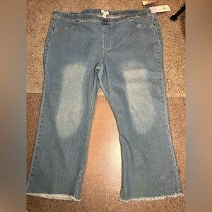 💜💜 Stylish Denim Crop Flare Jeans